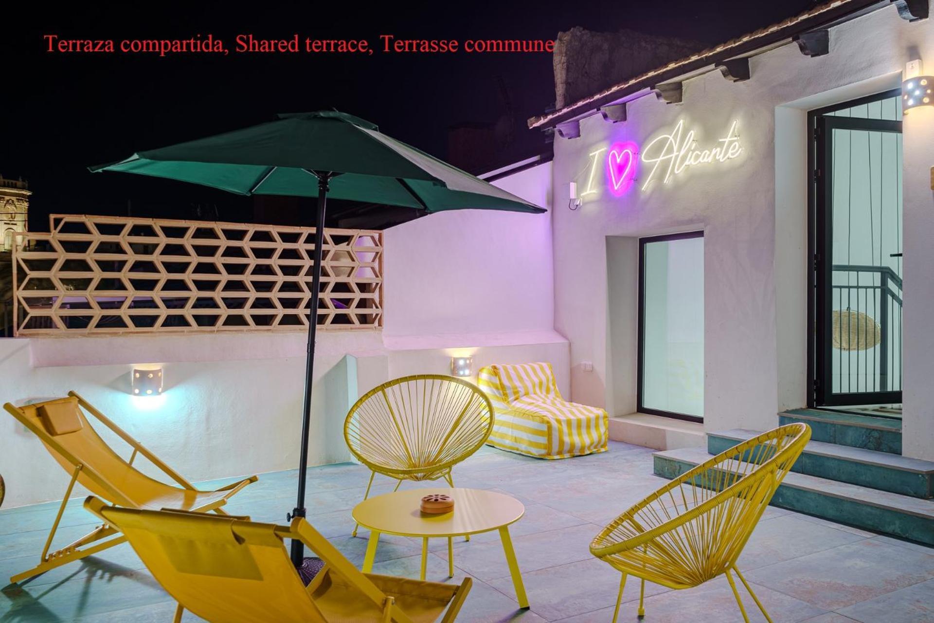 Luxurious Studio In Historic Center Of Alicante Buitenkant foto